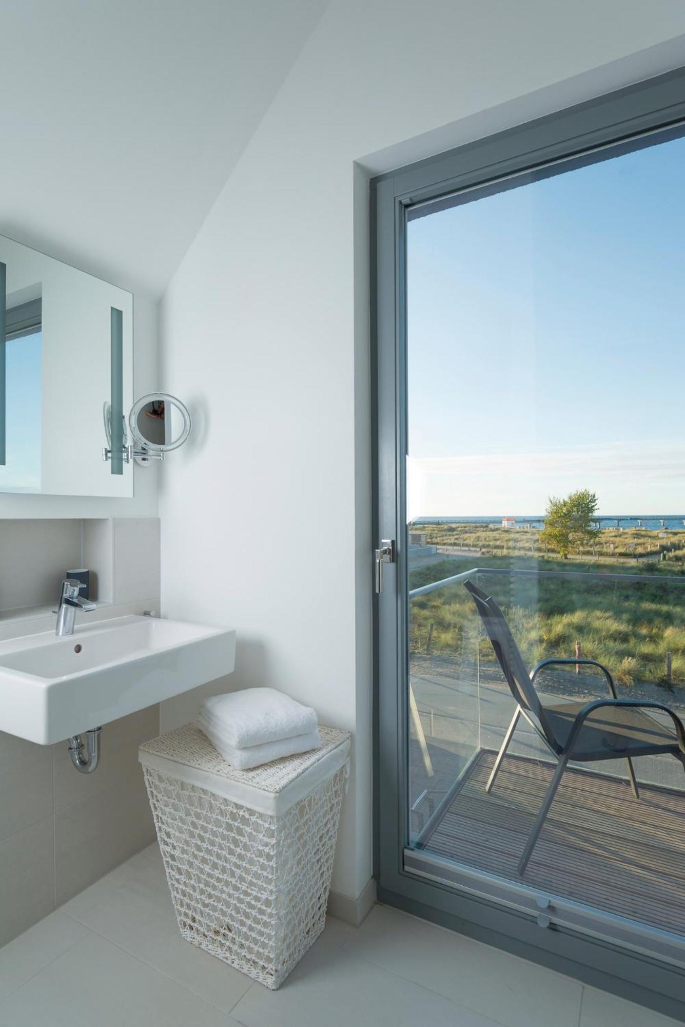 Ostsee - Reetdachhaus Nr 36 "Warder" Im Strand Resort هايليغنهافن المظهر الخارجي الصورة